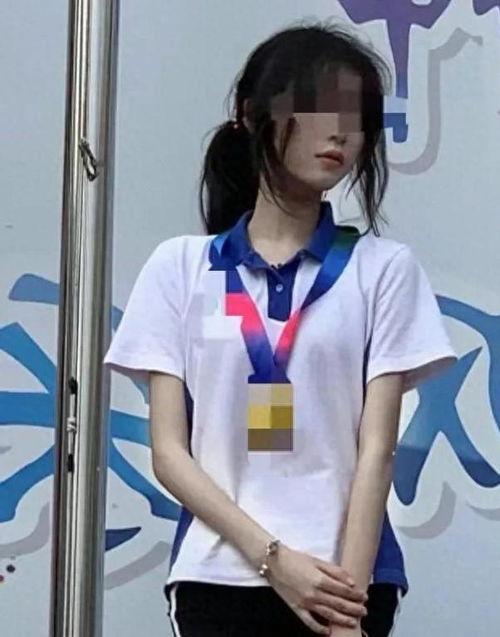 吃瓜闺蜜约会视频在线观看,在线观看的欢乐时光