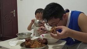 两父子吃自家瓜中毒视频,揭示食品安全隐患